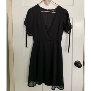 Lulus black dress